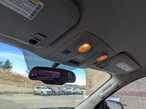 Used 2017 GMC Acadia Limited SLT image 21