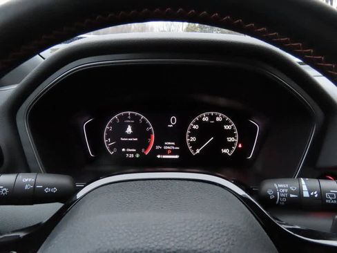 Certified 2023 Honda Pilot TrailSport image 28