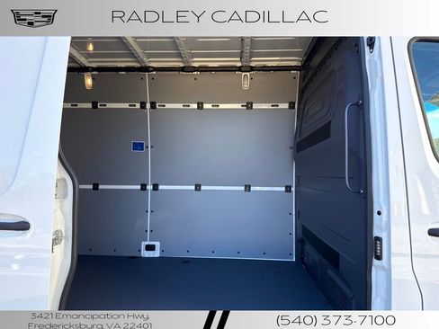 Used 2024 Mercedes-Benz eSprinter 170 Cargo image 16