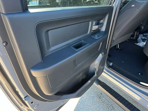 New 2026 RAM 2500 Tradesman image 18