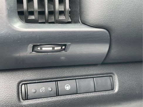 Used 2023 Nissan Pathfinder Rock Creek AWD/4WD image 23