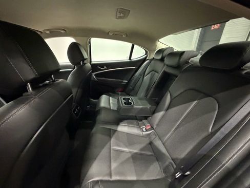 Used 2023 Genesis G70 2.0T image 26