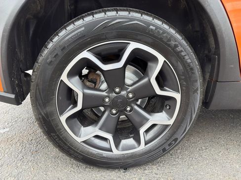 Used 2014 Subaru Crosstrek 2.0i Premium image 10