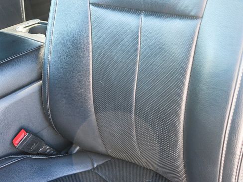 Used 2022 Ford F350 Lariat w/ Black Appearance Package image 23