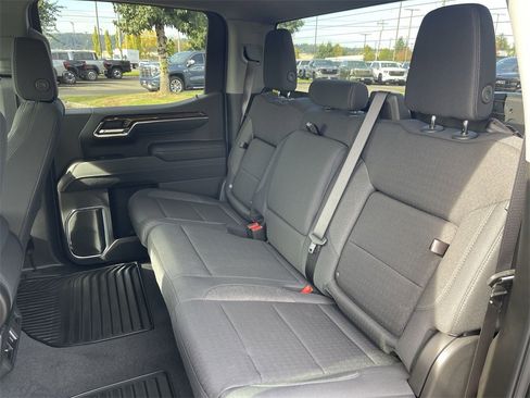 New 2026 GMC Sierra 1500 Elevation image 24