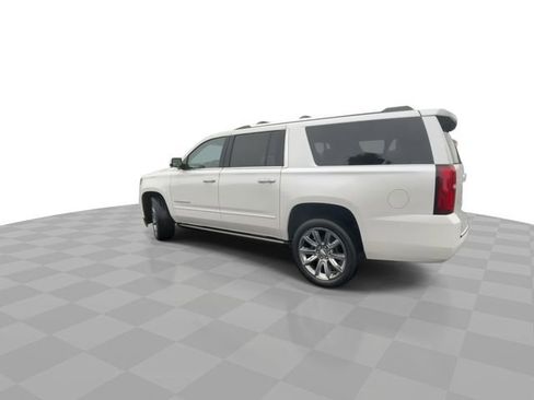 Used 2017 Chevrolet Suburban Premier AWD/4WD image 6
