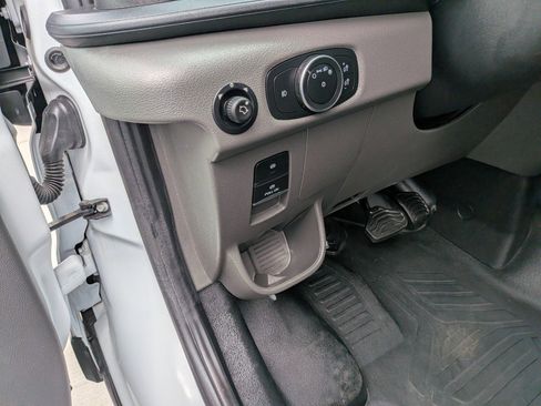 Used 2024 Ford Transit 250 Low Roof w/ Exterior Upgrade Package RWD image 17