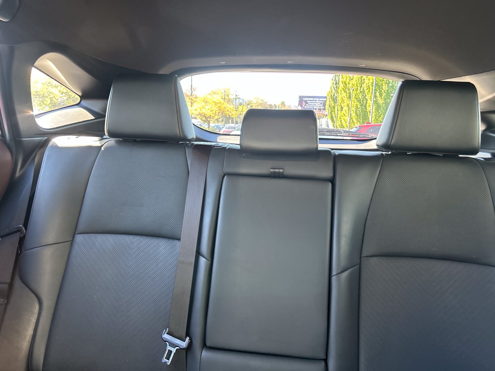 Used 2021 Toyota Venza XLE w/ Softex Package AWD/4WD image 8