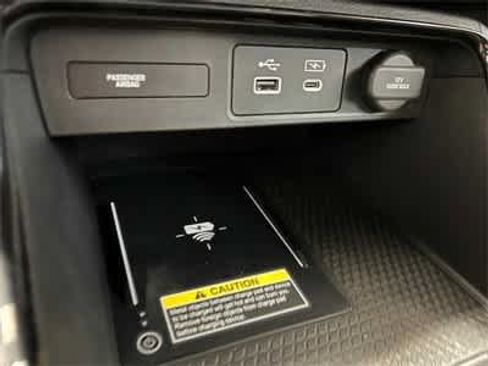 Certified 2025 Honda CR-V Sport Touring image 18