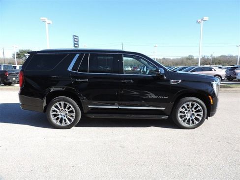 Certified 2025 GMC Yukon Denali image 4