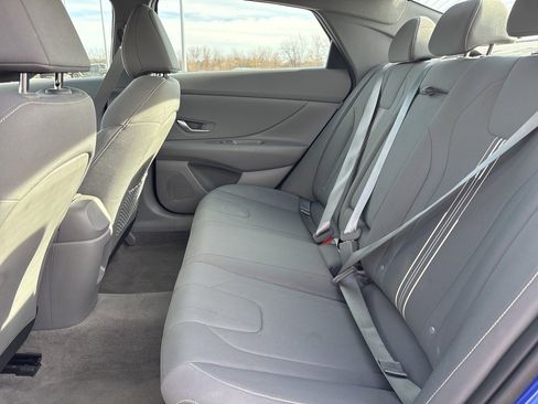 Used 2025 Hyundai Elantra SEL image 26