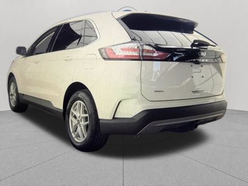 Used 2024 Ford Edge SEL w/ Convenience Package AWD/4WD image 6