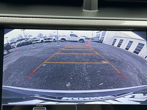 Used 2023 Buick Encore GX Select w/ Safety Package II image 19