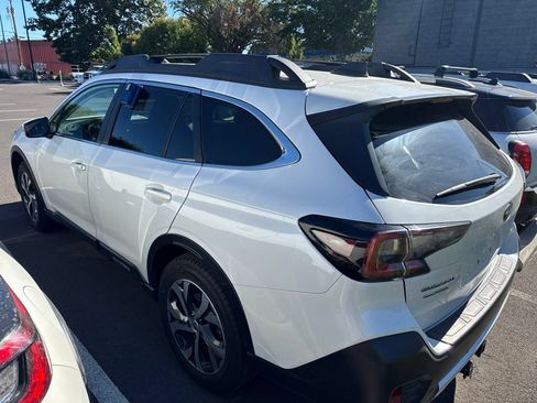 Used 2022 Subaru Outback Limited AWD/4WD image 2