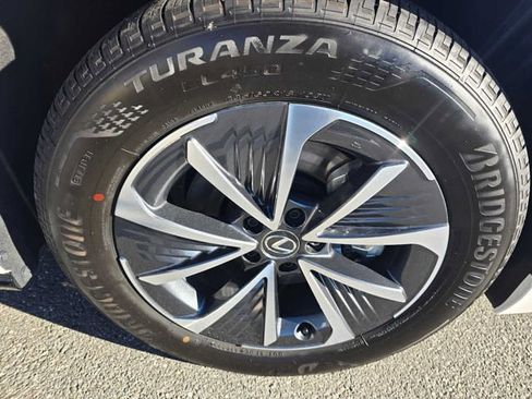 Used 2023 Lexus RZ 450e Premium w/ Technology Package image 9