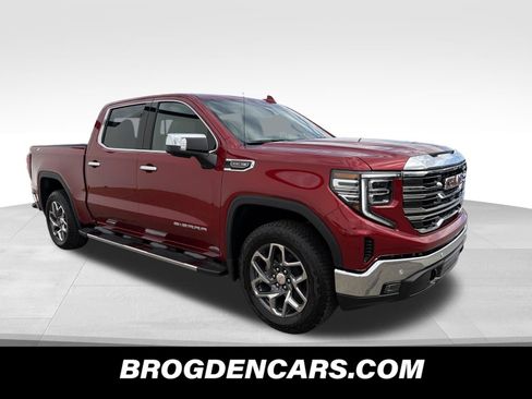 New 2026 GMC Sierra 1500 SLT image 1