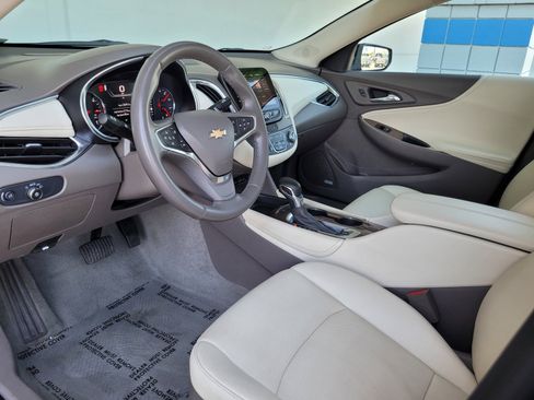 Used 2024 Chevrolet Malibu LT FWD image 10