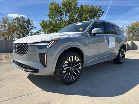 New 2026 Volvo XC90 B6 Ultra w/ Protection Package image 3