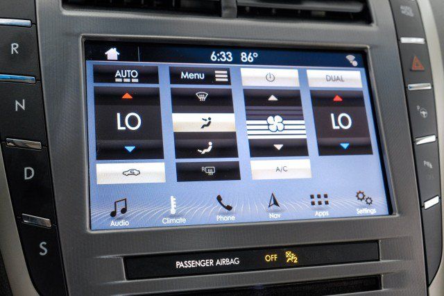 Used 2019 Lincoln MKZ Reserve FWD image 34