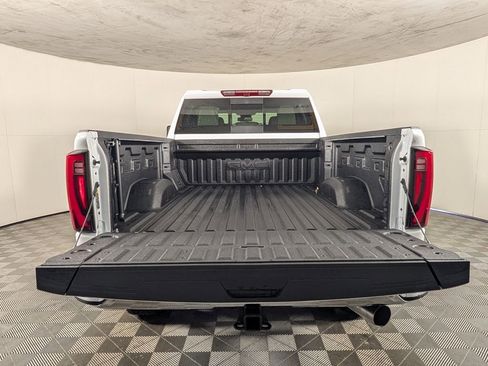 New 2025 GMC Sierra 2500 SLT w/ SLT Premium Package image 10