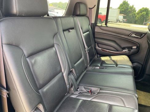 Used 2017 GMC Yukon XL SLT AWD/4WD image 22