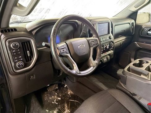 Used 2019 Chevrolet Silverado 1500 LT Trail Boss w/ Convenience Package image 8