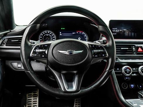 Used 2022 Genesis G70 3.3T image 18