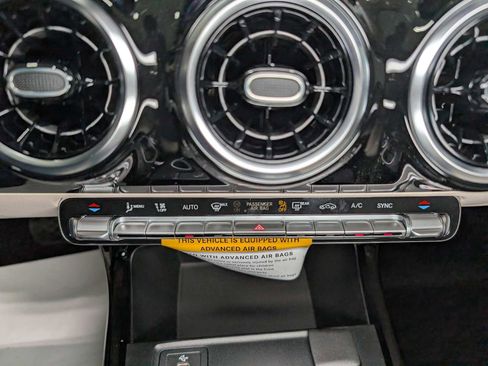 Certified 2026 Mercedes-Benz CLA 250 4MATIC image 28