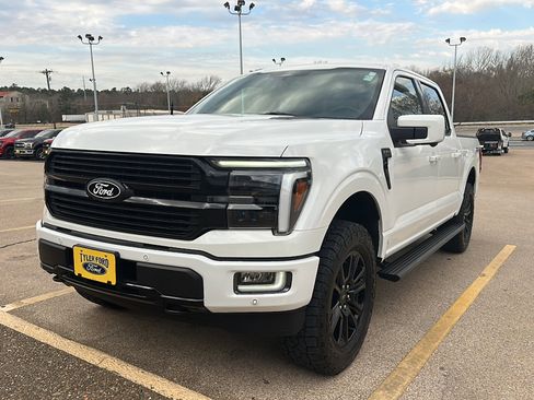 Used 2024 Ford F150 Platinum w/ FX4 Off-Road Package image 3