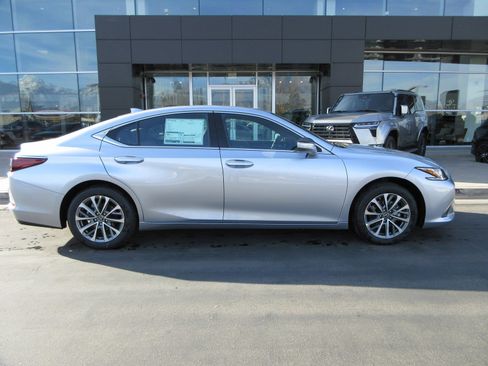 New 2025 Lexus ES 350 350 image 11