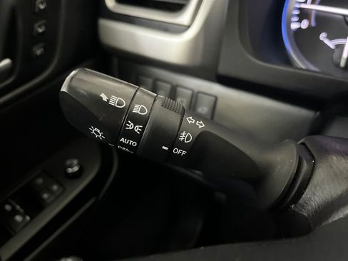 Used 2018 Toyota Highlander Limited Platinum AWD/4WD image 55