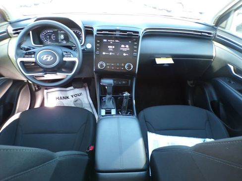 Certified 2023 Hyundai Tucson SEL AWD/4WD image 10