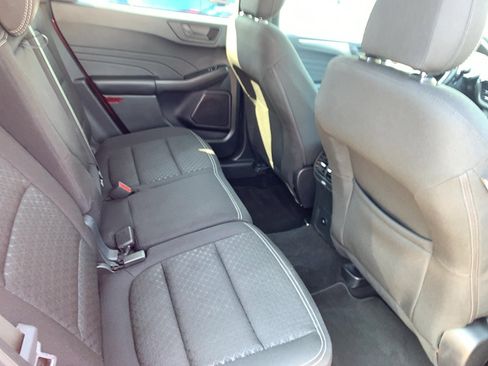 Used 2024 Ford Escape Active image 11