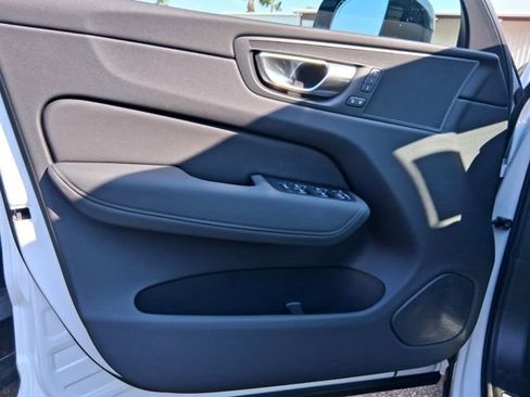 New 2026 Volvo XC60 B5 Core AWD/4WD image 13