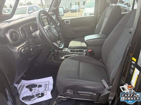 Used 2021 Jeep Wrangler Unlimited Sport AWD/4WD image 9
