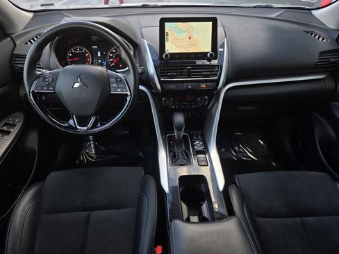 Used 2024 Mitsubishi Eclipse Cross SE image 12