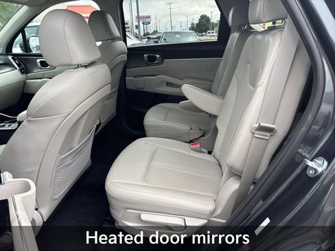 Used 2023 Kia Sorento SX AWD/4WD image 17