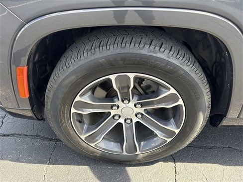 Used 2022 Jeep Grand Wagoneer Series I image 34