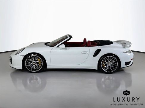Used 2015 Porsche 911 Turbo S AWD/4WD image 9
