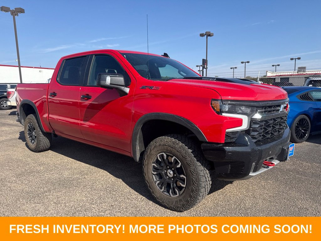 Used 2024 Chevrolet Silverado 1500 ZR2 w/ Technology Package AWD/4WD image 1