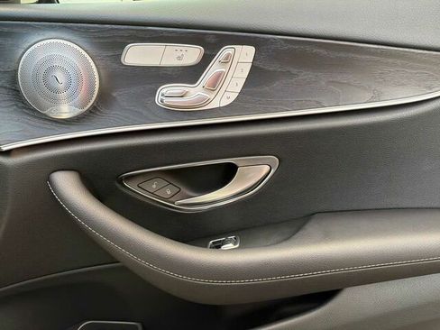 Used 2018 Mercedes-Benz E 300 image 21