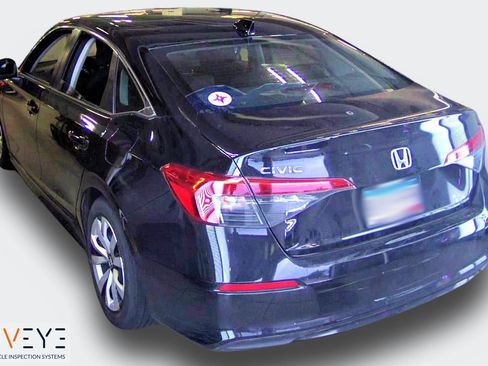 Used 2023 Honda Civic LX image 5