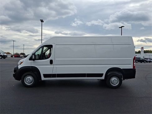 New 2026 RAM ProMaster 2500 w/ Convenience Group image 7