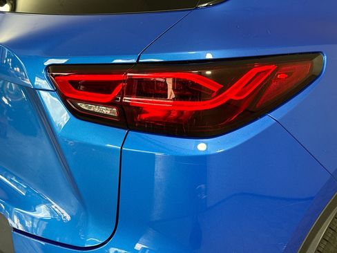 Used 2024 Chevrolet Blazer LT image 34