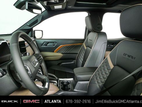 New 2026 GMC Canyon Denali AWD/4WD image 5