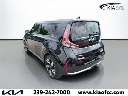 Certified 2023 Kia Soul GT-Line FWD image 4