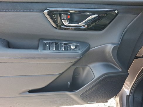 New 2025 Subaru Forester Limited image 8