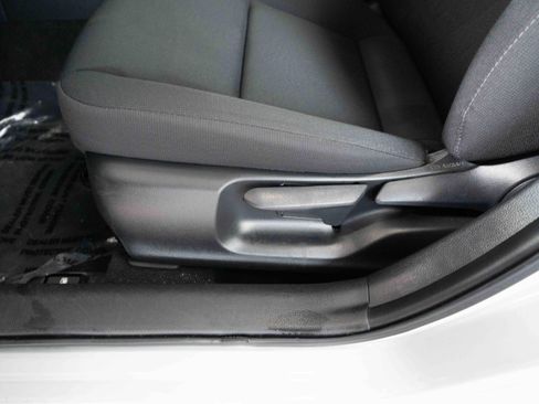 Used 2023 Toyota Corolla LE image 12