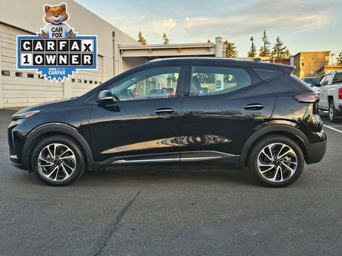 Certified 2023 Chevrolet Bolt EUV Premier w/ Sun & Sound Package image 2