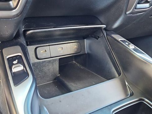 Used 2022 Kia Sorento S image 26